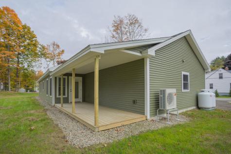 137 Lake Avenue Farmington ME 04938