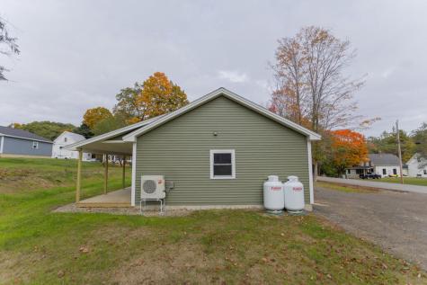 137 Lake Avenue Farmington ME 04938