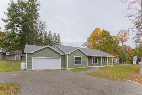 137 Lake Avenue Farmington ME 04938