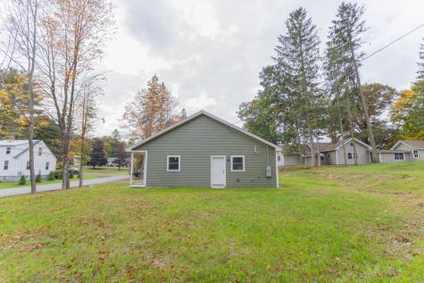 137 Lake Avenue Farmington ME 04938