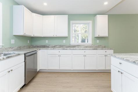 137 Lake Avenue Farmington ME 04938