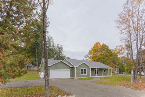 137 Lake Avenue Farmington ME 04938