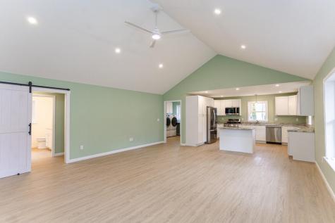 137 Lake Avenue Farmington ME 04938