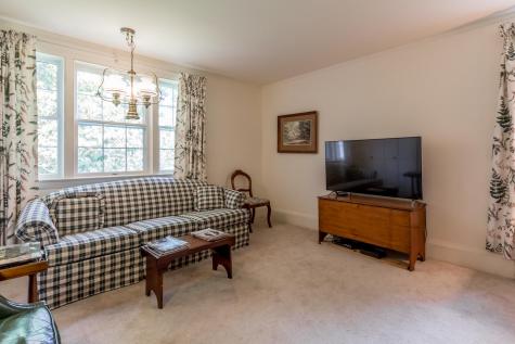 37 Portland Street Yarmouth ME 04096