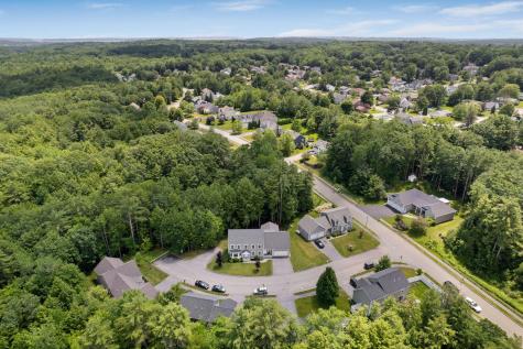 17 Basket Lane Portland ME 04103