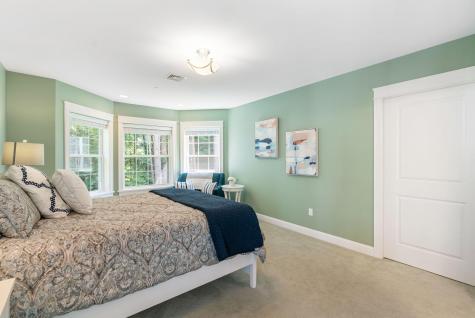 17 Basket Lane Portland ME 04103