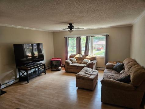 32 Pine Street Newport ME 04953