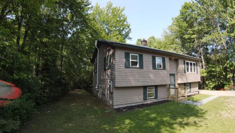 32 Pine Street Newport ME 04953