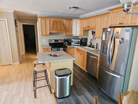 32 Pine Street Newport ME 04953