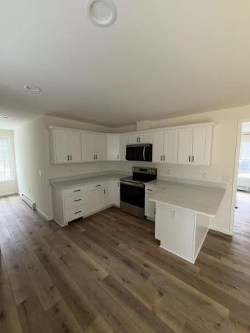 60 Edge Hill Road Limerick ME 04048