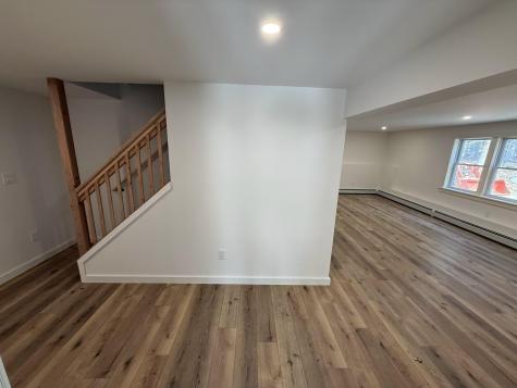 60 Edge Hill Road Limerick ME 04048