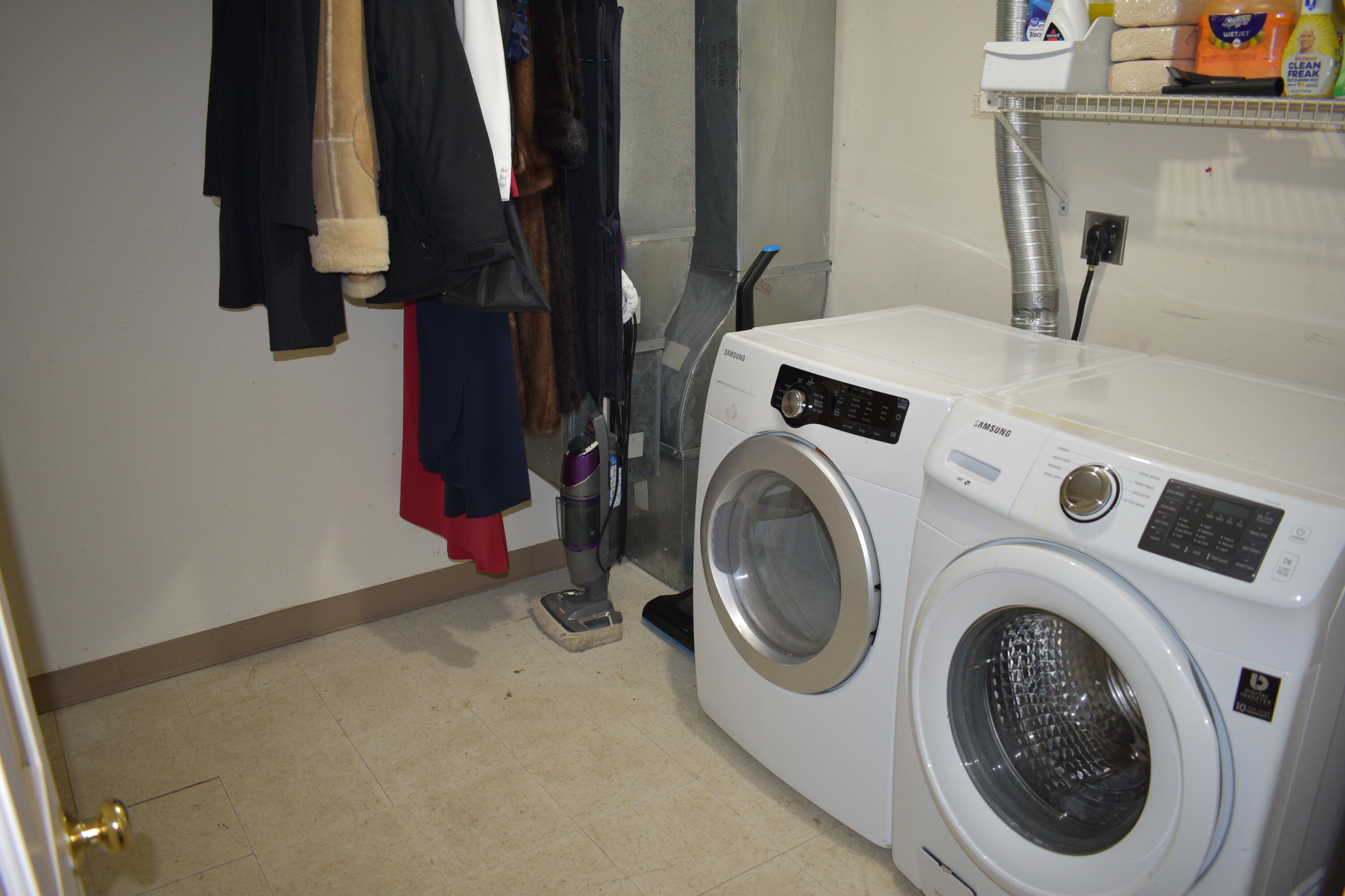 31 Gray Road North Yarmouth ME 04097