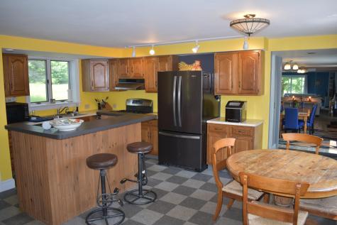 31 Gray Road North Yarmouth ME 04097