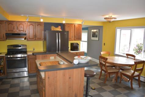 31 Gray Road North Yarmouth ME 04097