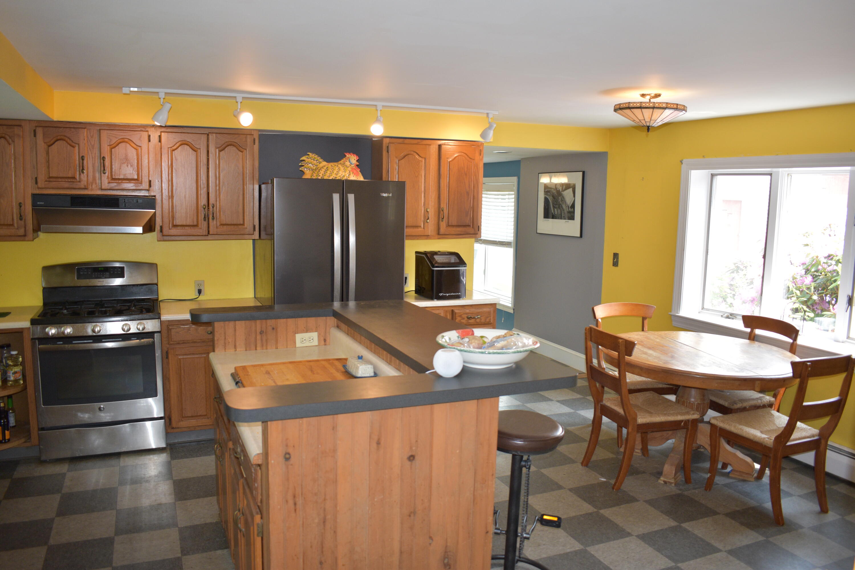 31 Gray Road North Yarmouth ME 04097