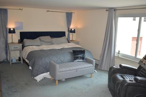 31 Gray Road North Yarmouth ME 04097