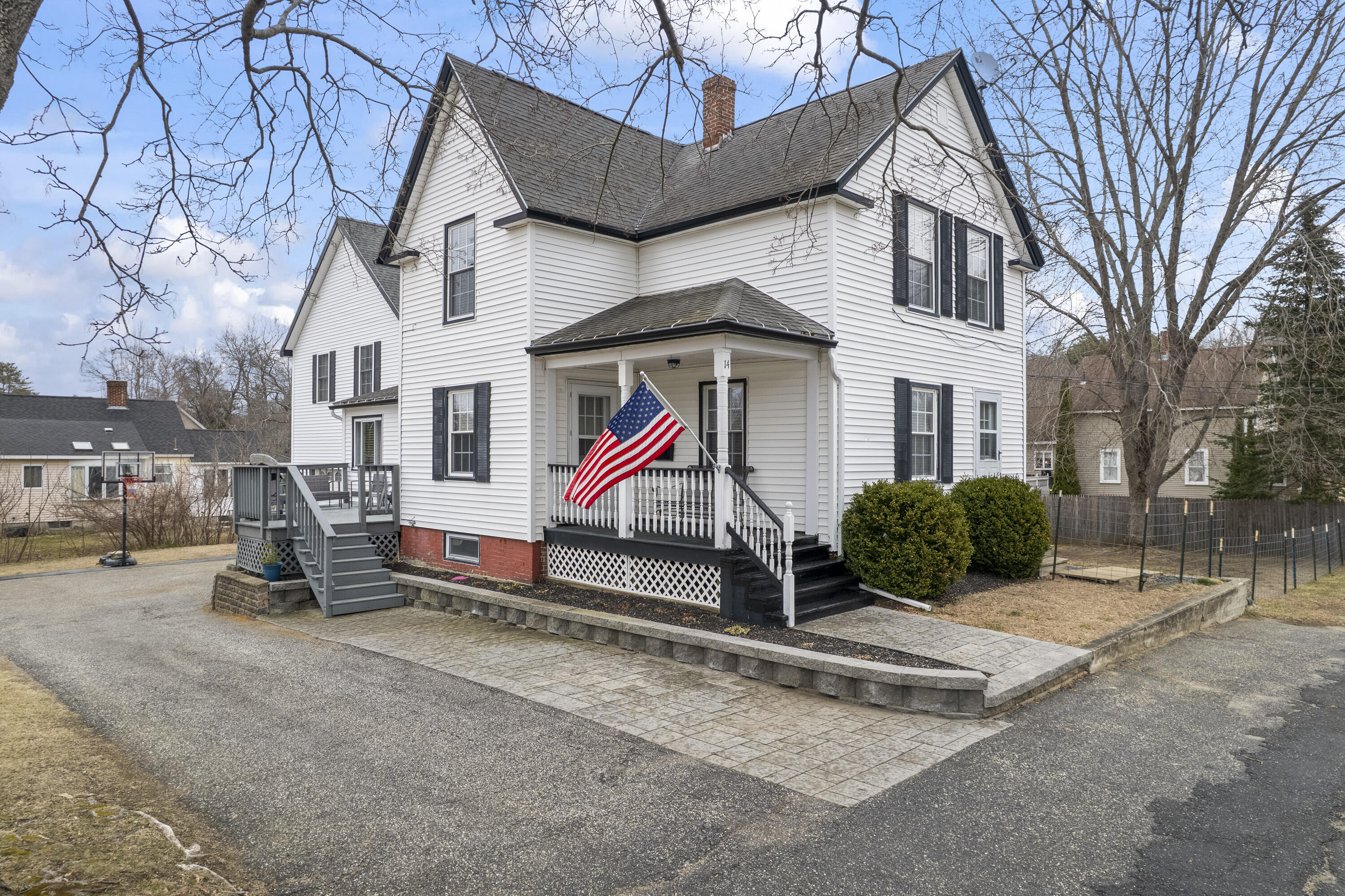 14 North Street Lisbon ME 04252