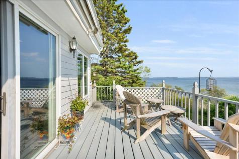 18 Bridges Point Lane Brooklin ME 04616