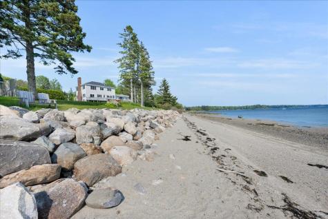 18 Bridges Point Lane Brooklin ME 04616