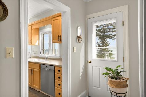 18 Bridges Point Lane Brooklin ME 04616