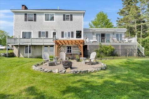 18 Bridges Point Lane Brooklin ME 04616