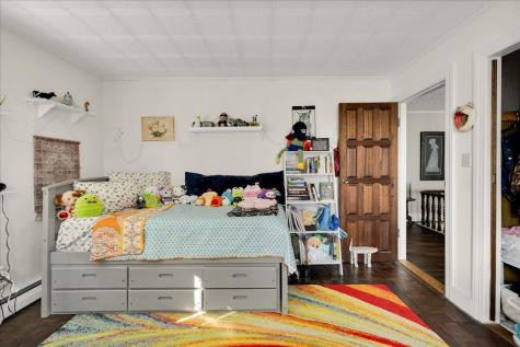 18 Bridges Point Lane Brooklin ME 04616