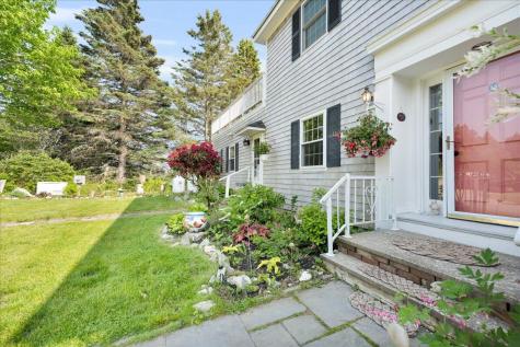 18 Bridges Point Lane Brooklin ME 04616