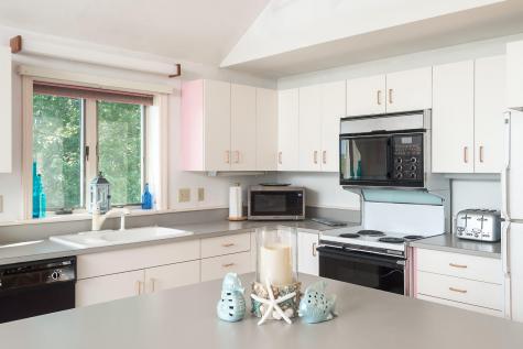 21 Merrifield Court Wells ME 04090