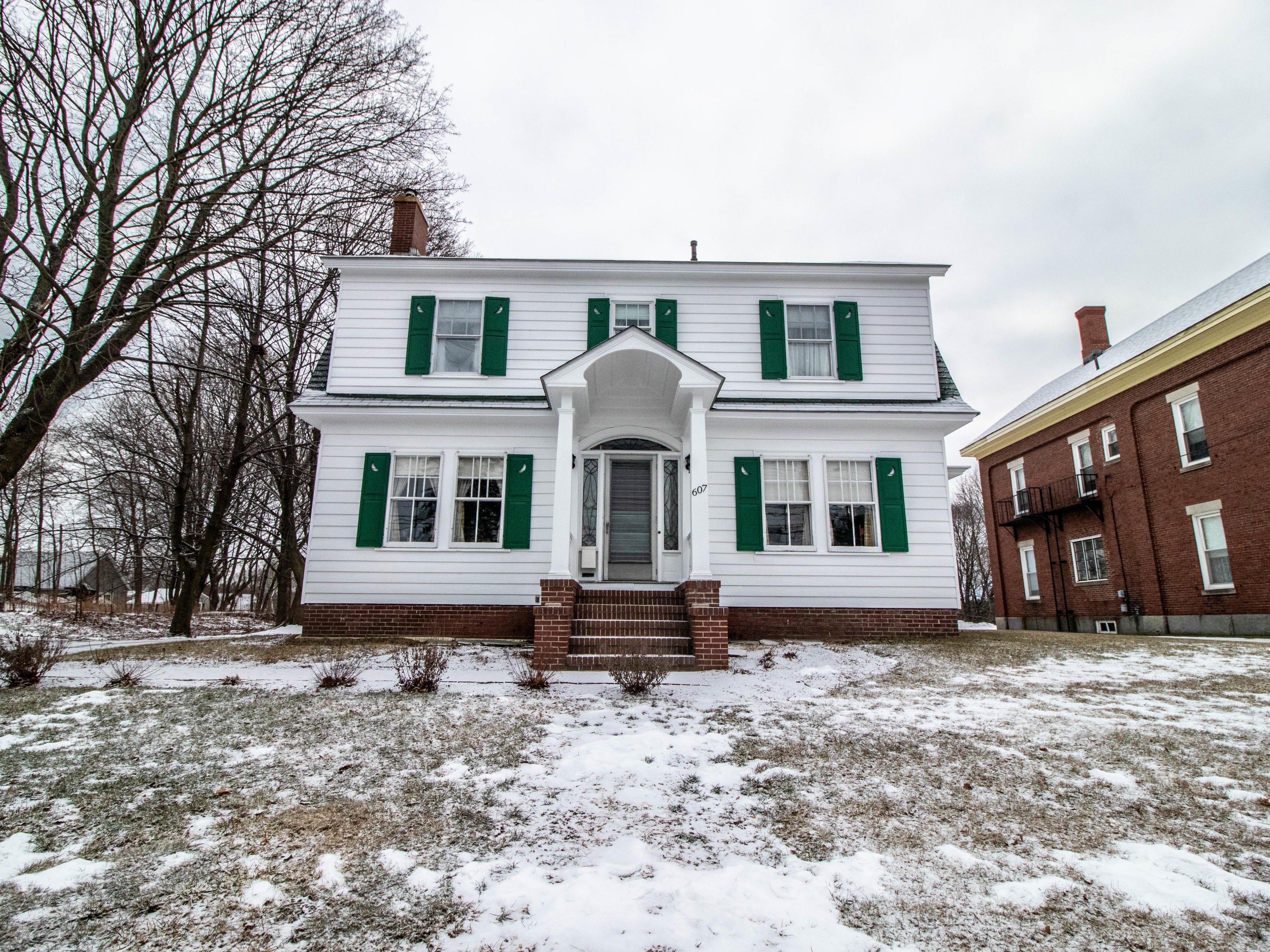 607 Main Street Lewiston ME 04240
