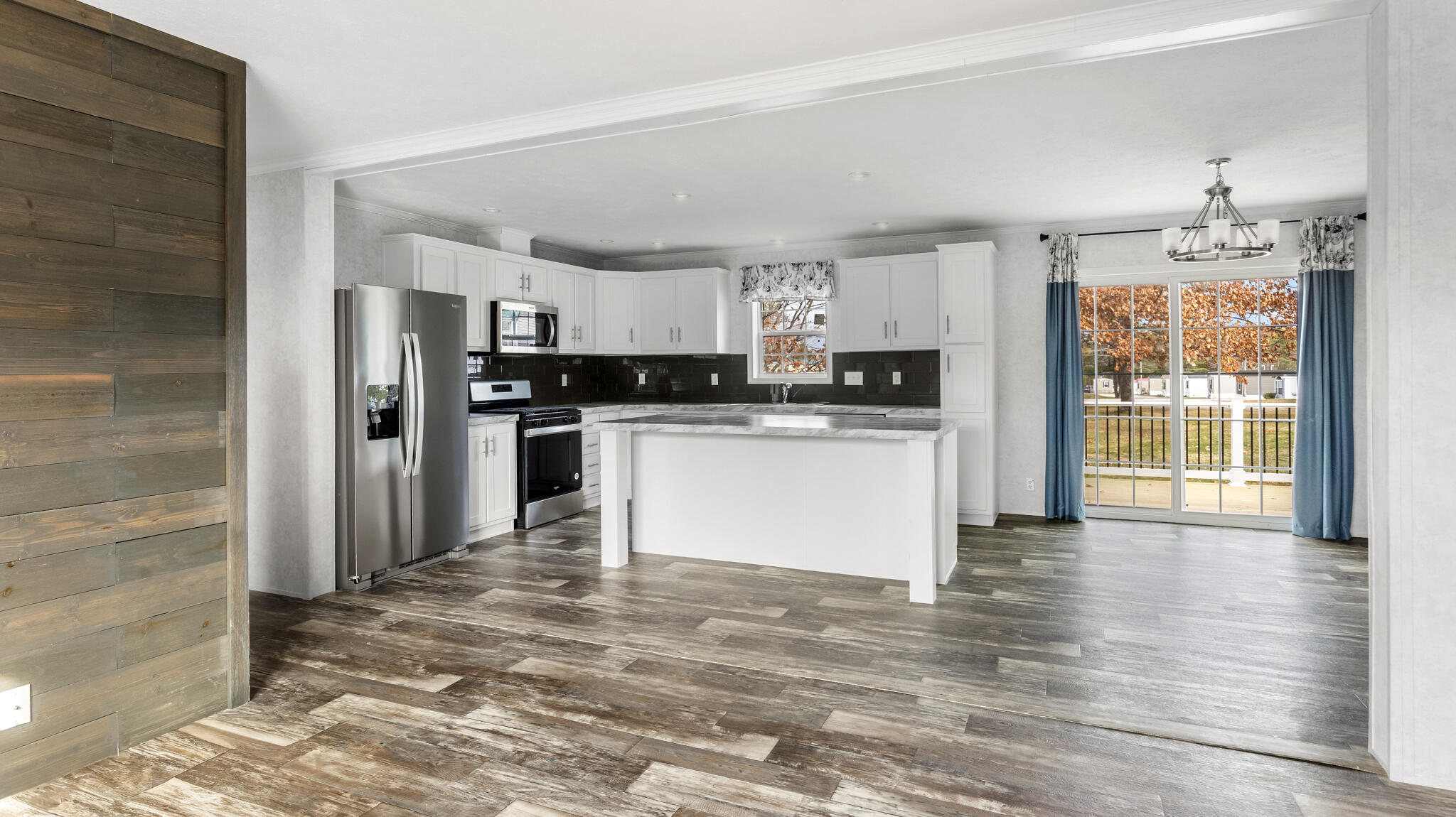 30 Main Road Holden ME 04429