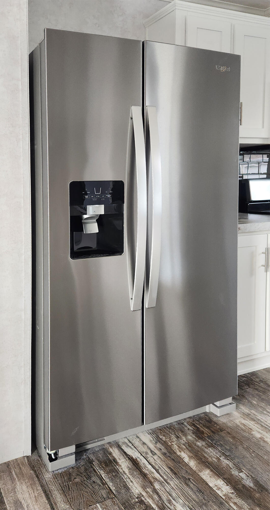 30 Main Road Holden ME 04429