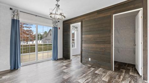 30 Main Road Holden ME 04429