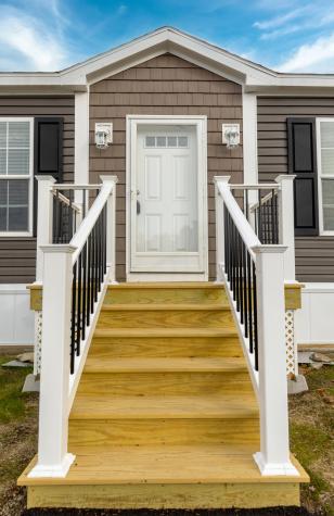 30 Main Road Holden ME 04429