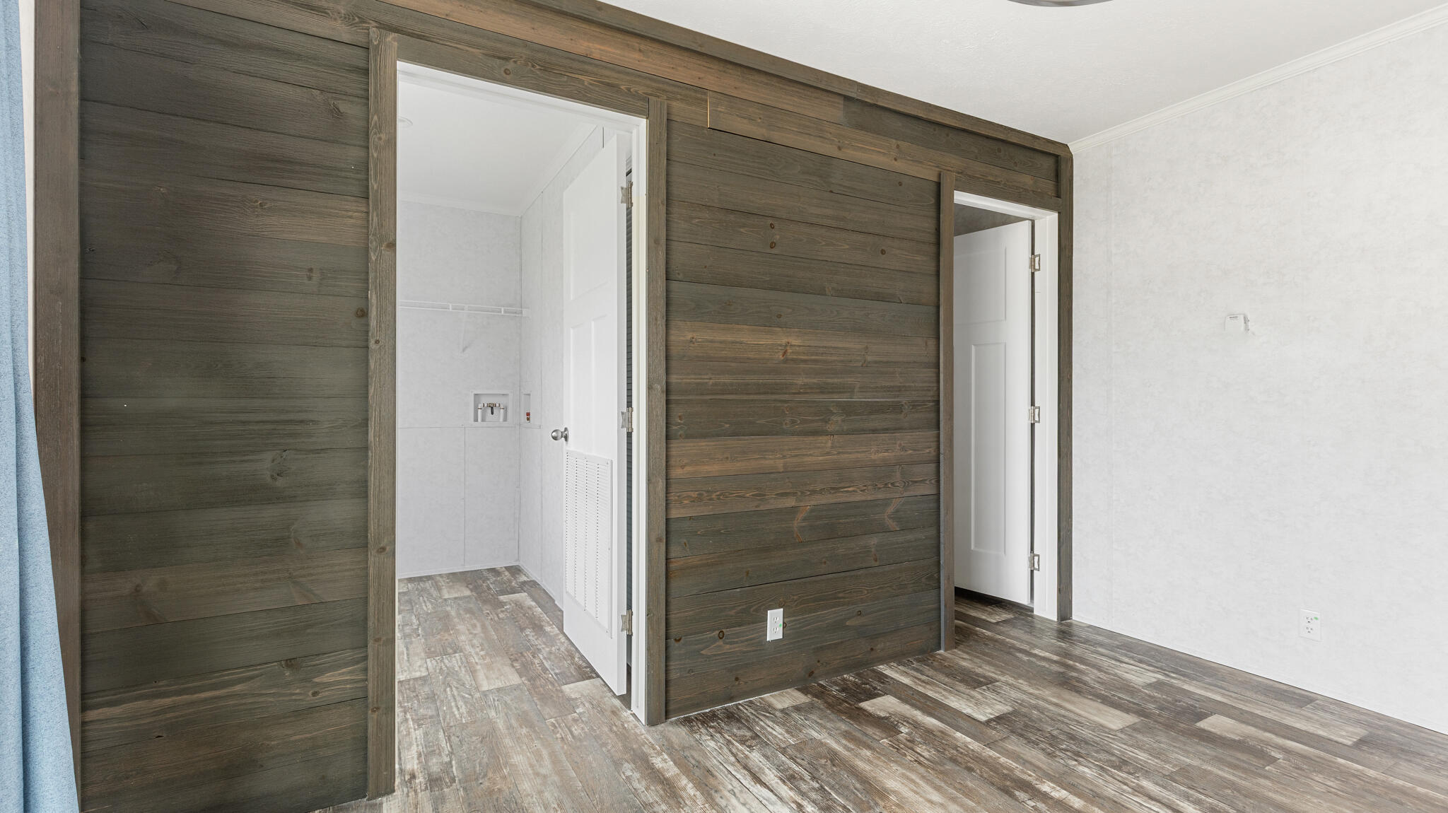 30 Main Road Holden ME 04429