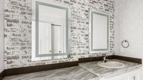 30 Main Road Holden ME 04429