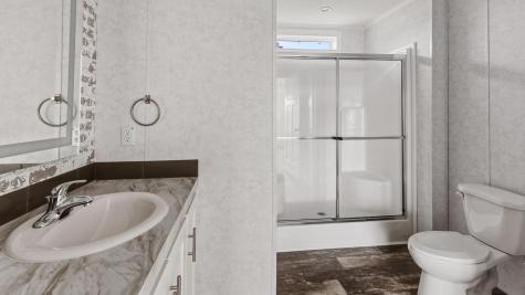 30 Main Road Holden ME 04429