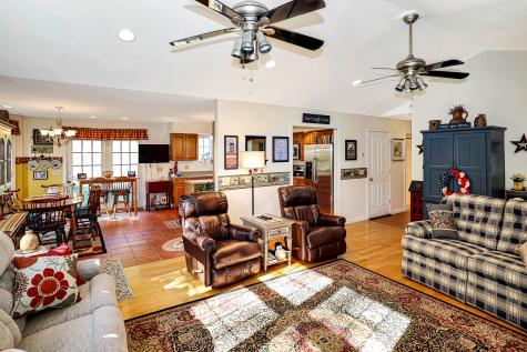 44 Mountain View Road Mexico ME 04224