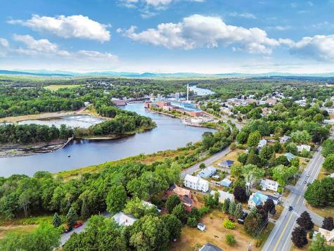 76 Pine Street Madison ME 04950