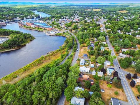 76 Pine Street Madison ME 04950