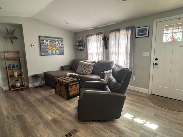 171 River Road Richmond ME 04357