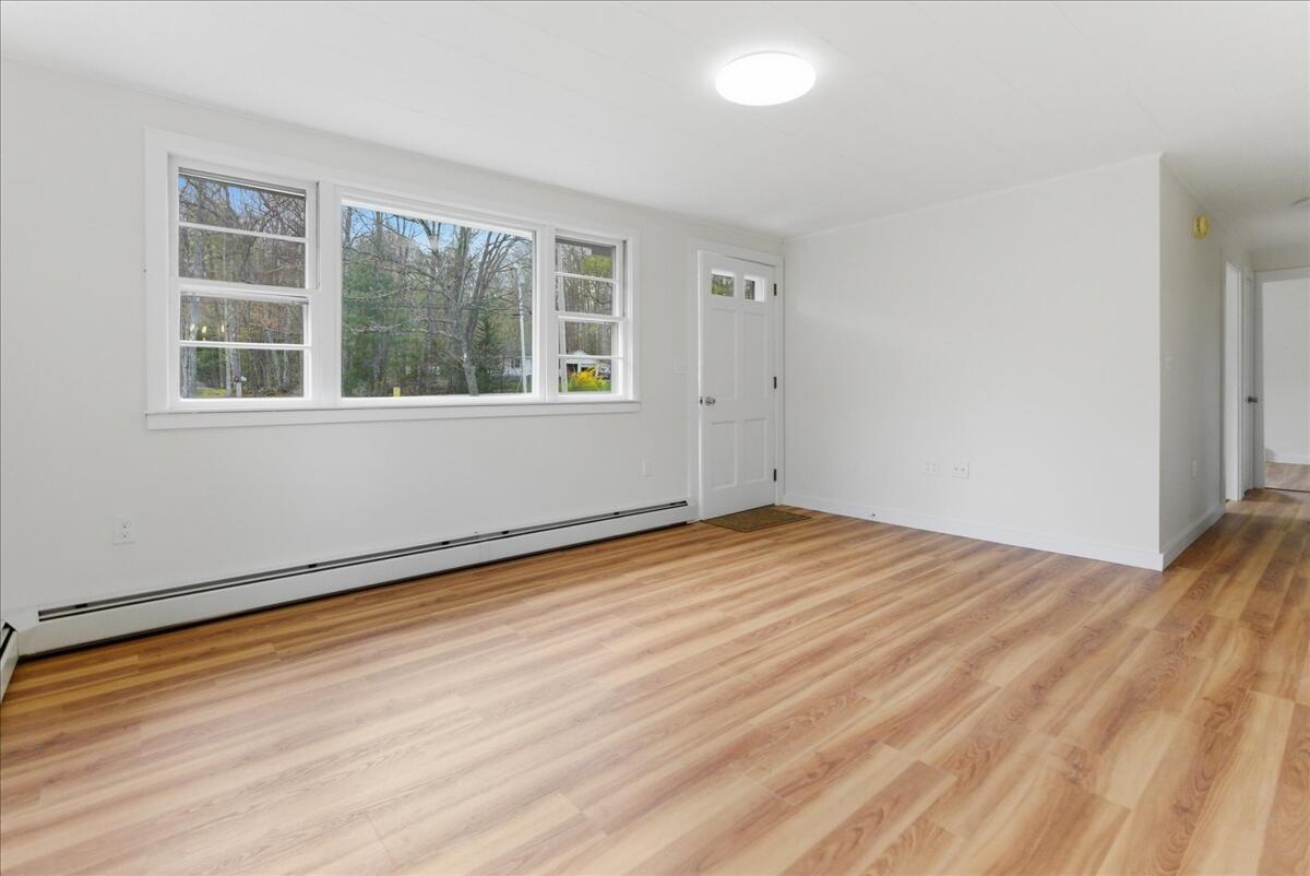 848 Whitefield Road Pittston ME 04345