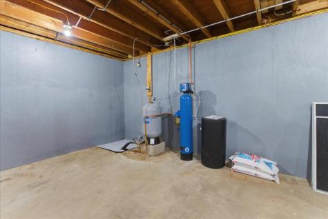 848 Whitefield Road Pittston ME 04345