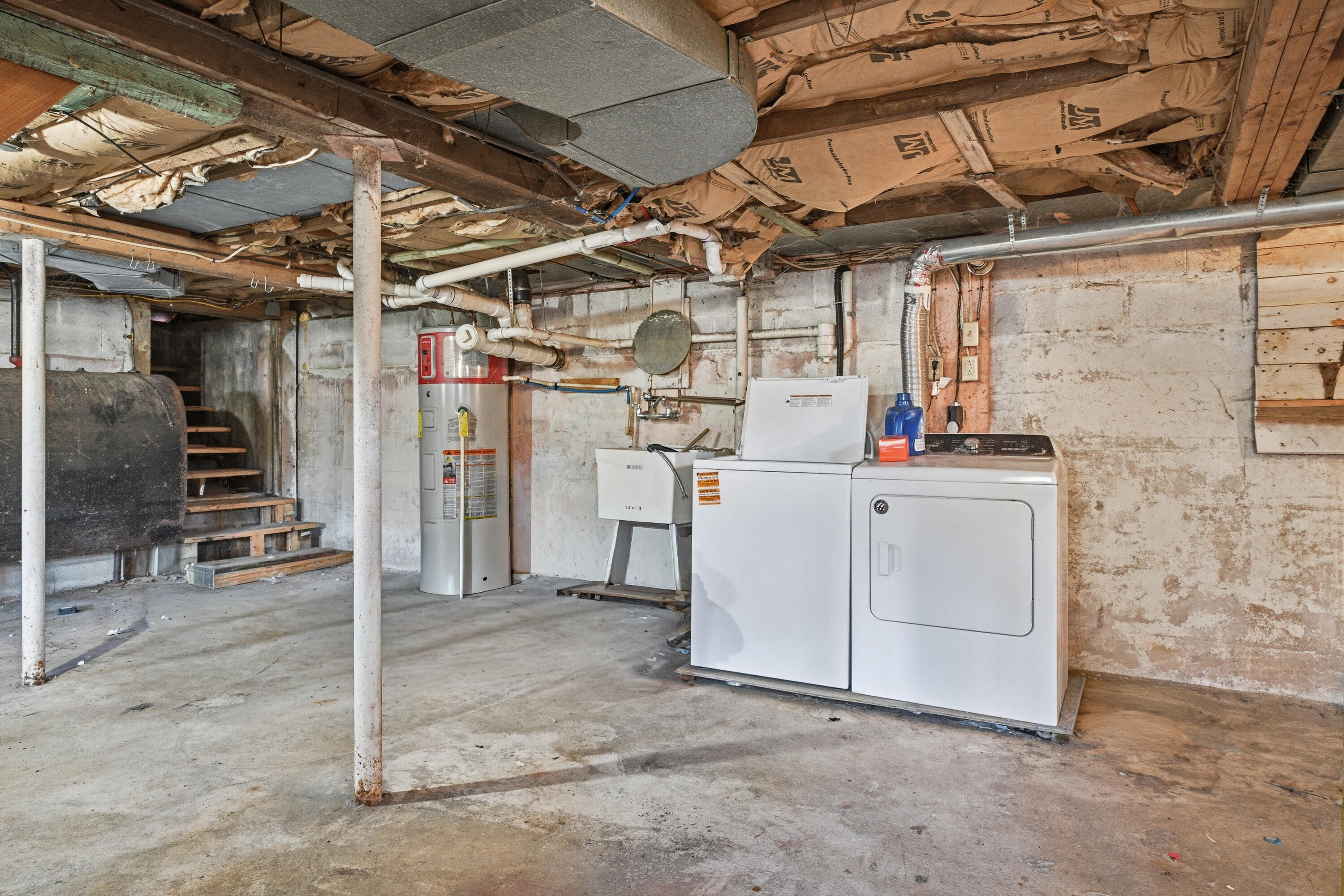 60 Mechanic Falls Road Poland ME 04274