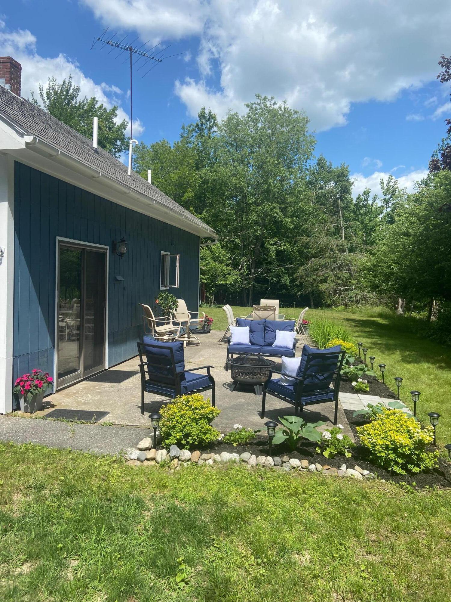 502 Newbury Neck Road Surry ME 04684