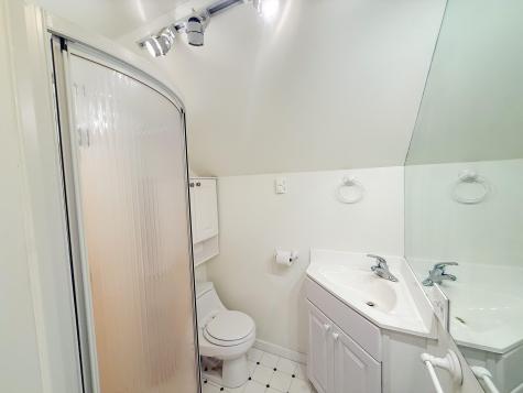 502 Newbury Neck Road Surry ME 04684