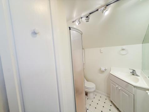 502 Newbury Neck Road Surry ME 04684