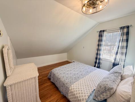 502 Newbury Neck Road Surry ME 04684