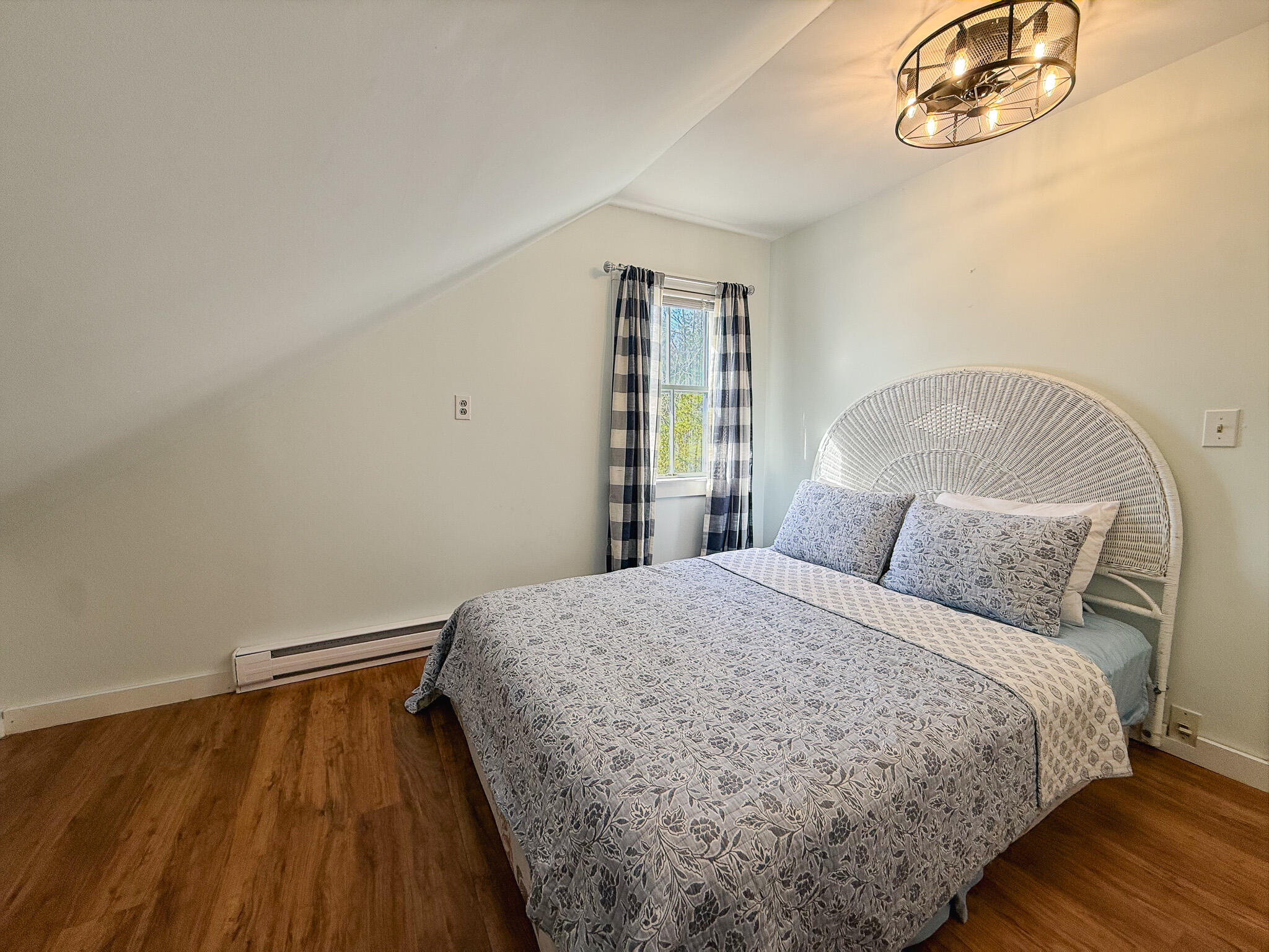 502 Newbury Neck Road Surry ME 04684