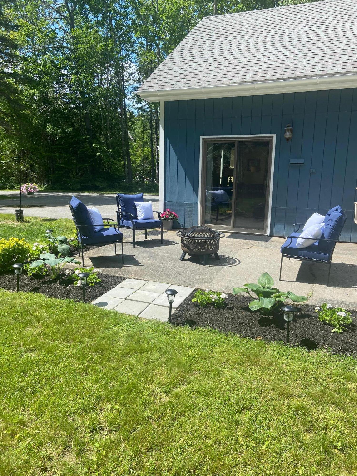 502 Newbury Neck Road Surry ME 04684