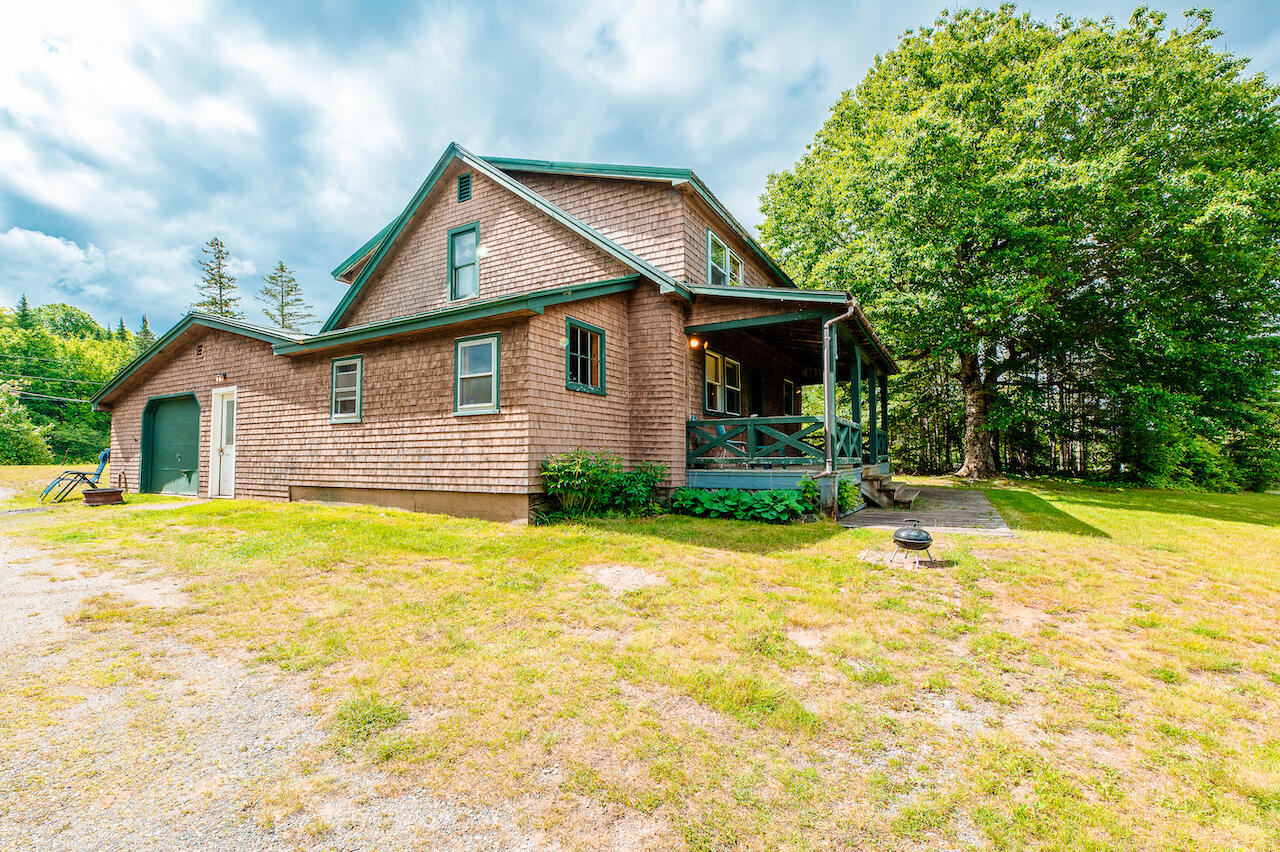 3 Power House Loop Stetsontown Twp ME 04970